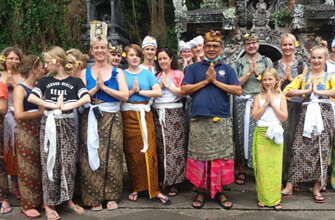 Deutschsprachiger reiseleiter auf Bali tour